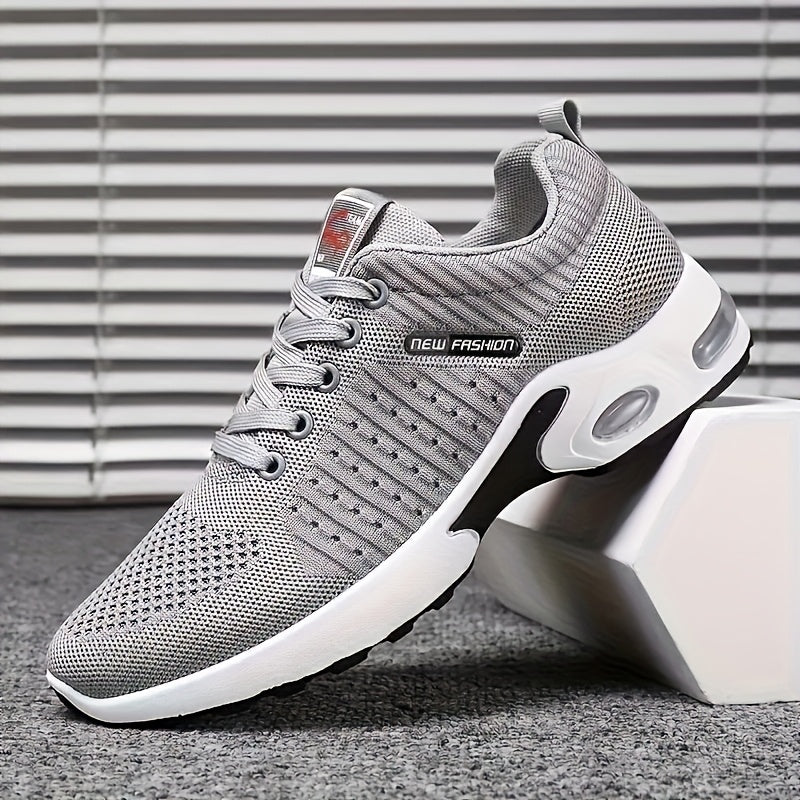 Breathable Men’s Sports Shoes